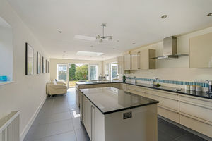 Kitchen- click for photo gallery